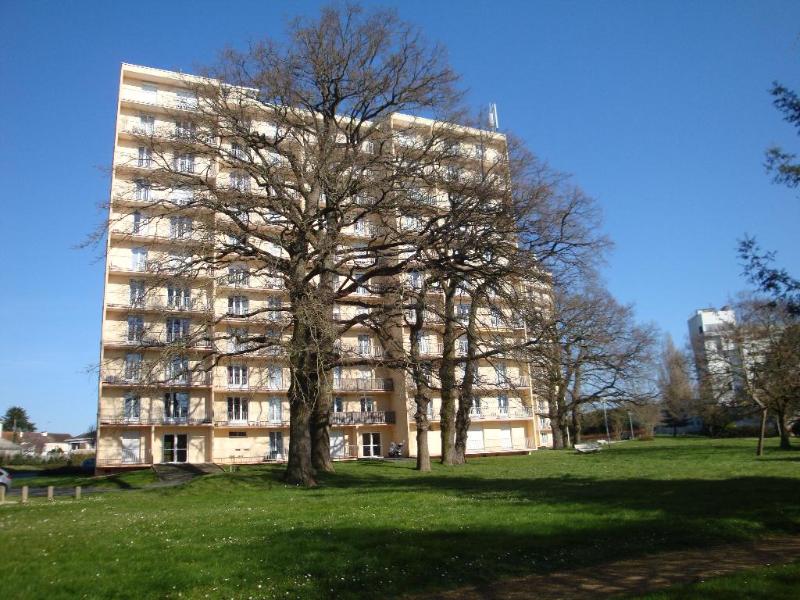 T1 CUISINE AMÉNAGÉE ÉQUIPÉE SALLE D'EAU BALCON PARKING CAVE