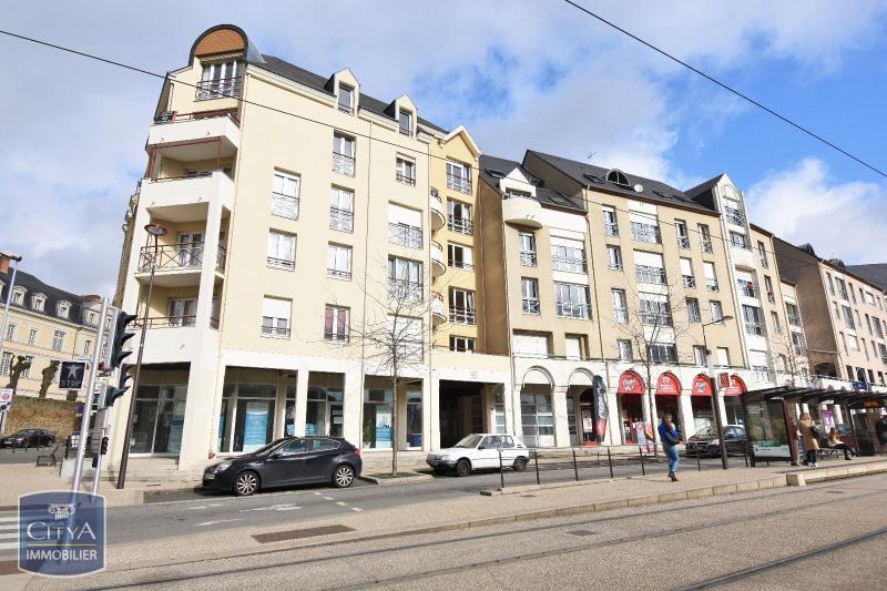 A LOUER LE MANS LOCATION 2 PIECES CAVE PARKING GARAGE BALCON TRAMWAY CROIX DE PIERRE