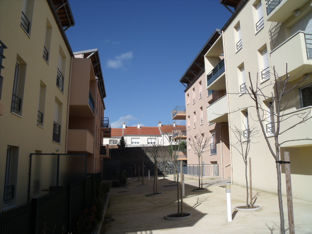 LOCATION CHOLET APPARTEMENT DE TYPE 3 RÉSIDENCE TREMOLIERE