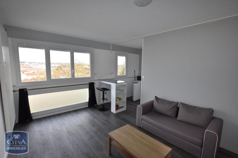 LOCATION STUDIO MEUBLE CHOLET