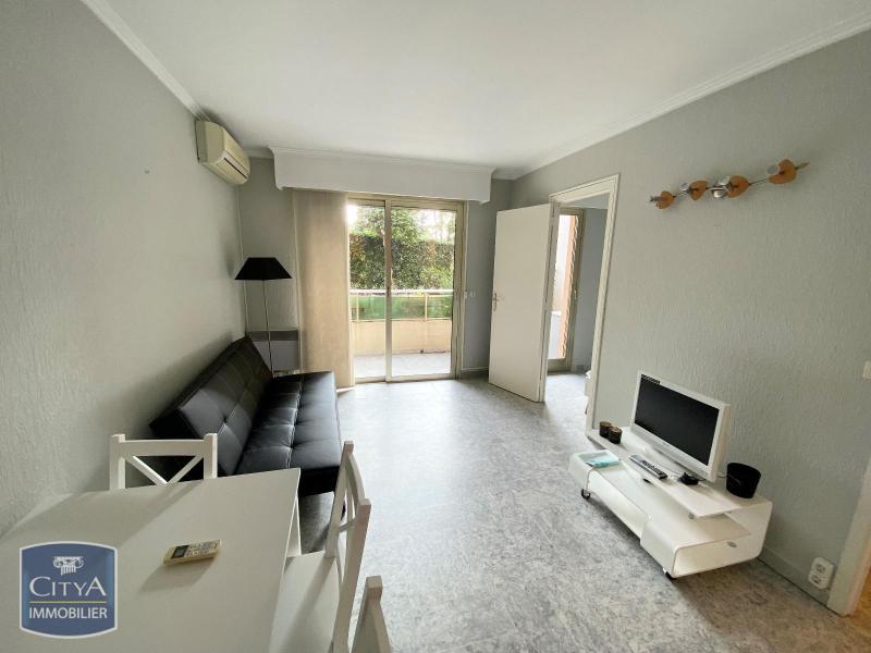 Photo Appartement 1 pièce 35.21m²