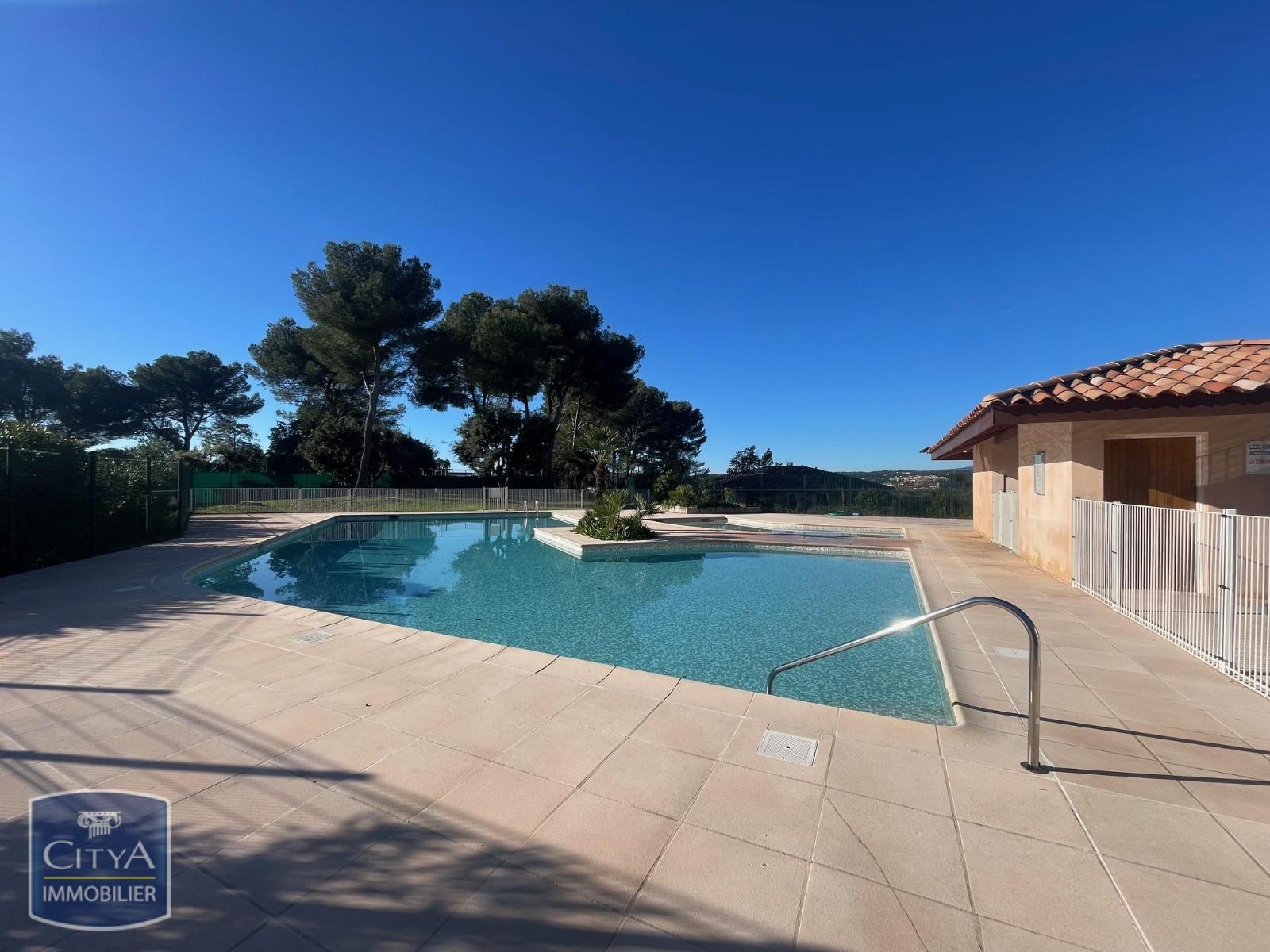 T3 MEUBLE BIOT PARKING PISCINE TERRASSE