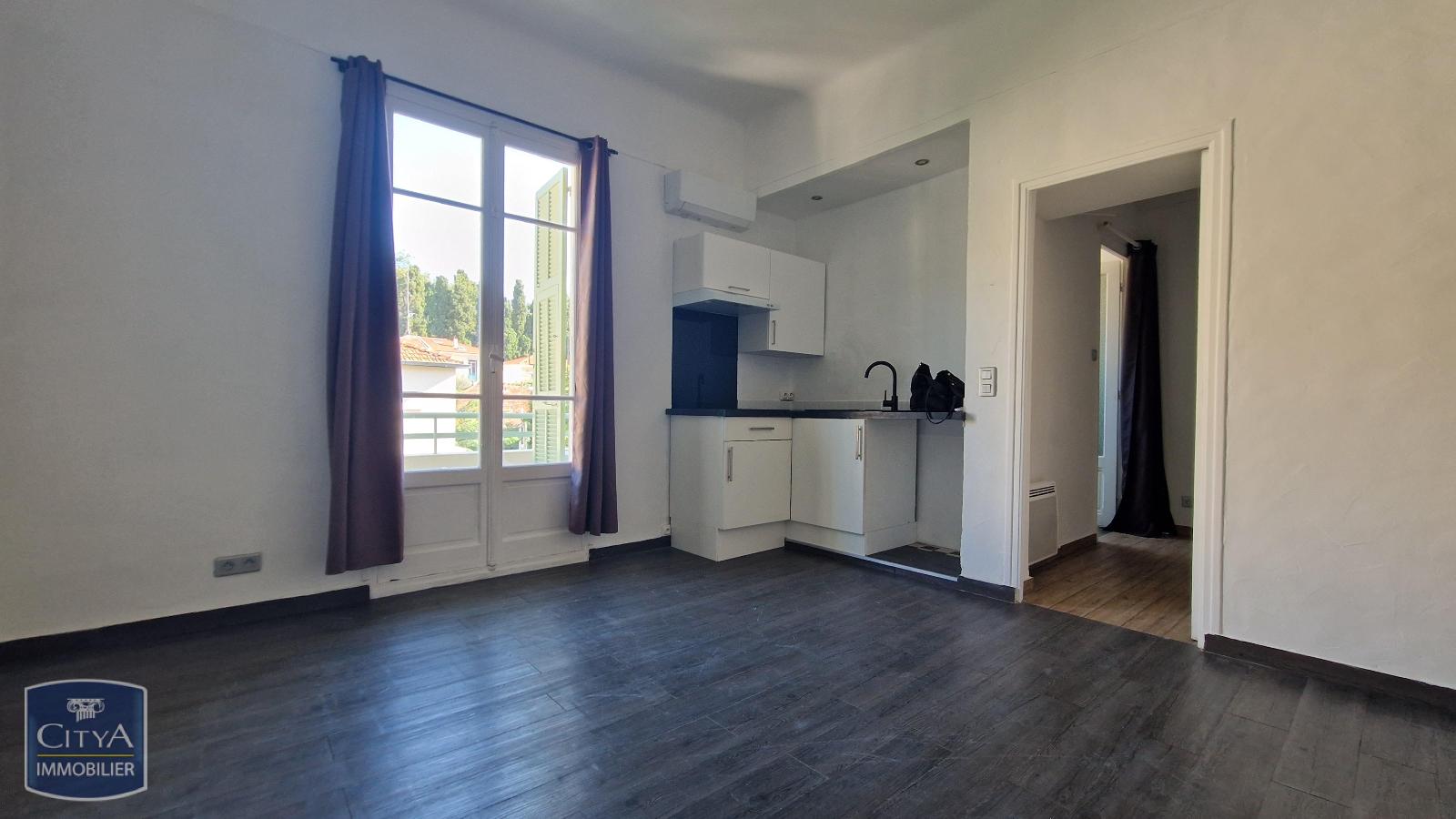 Photo Appartement 1 pièce 28.59m²