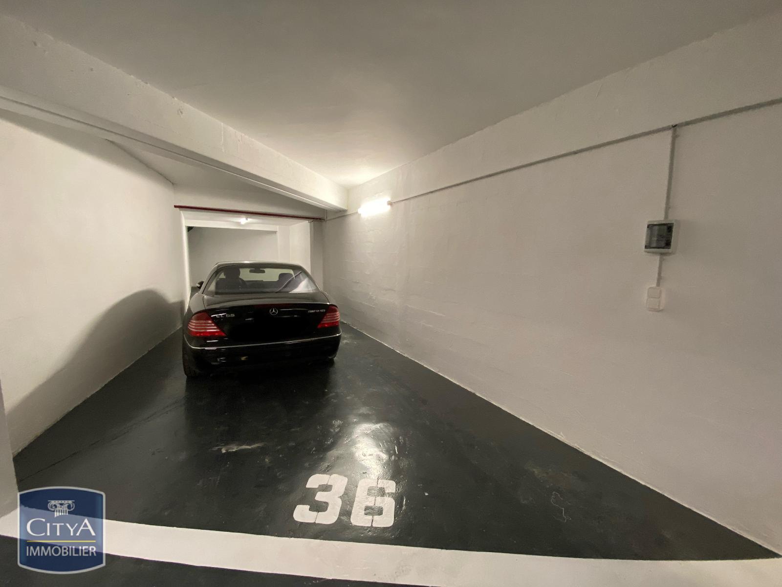 Photo Parking 44.16m²