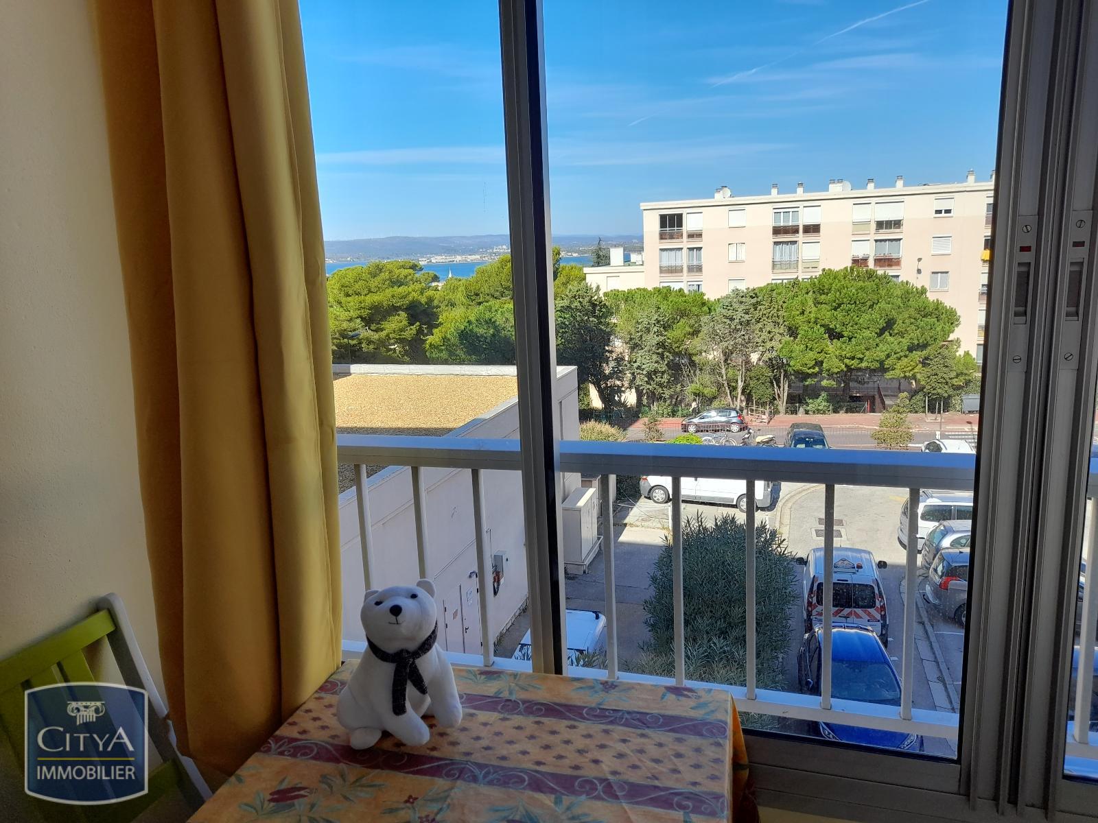 SÈTE appartement T3 à vendre avec loggia