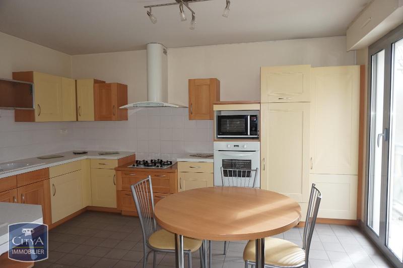 LOCATION APPARTEMENT T5 LAVAL