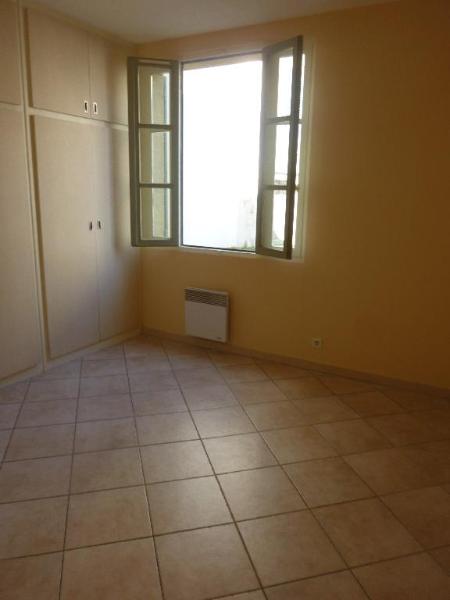 Location/T2/Nimes