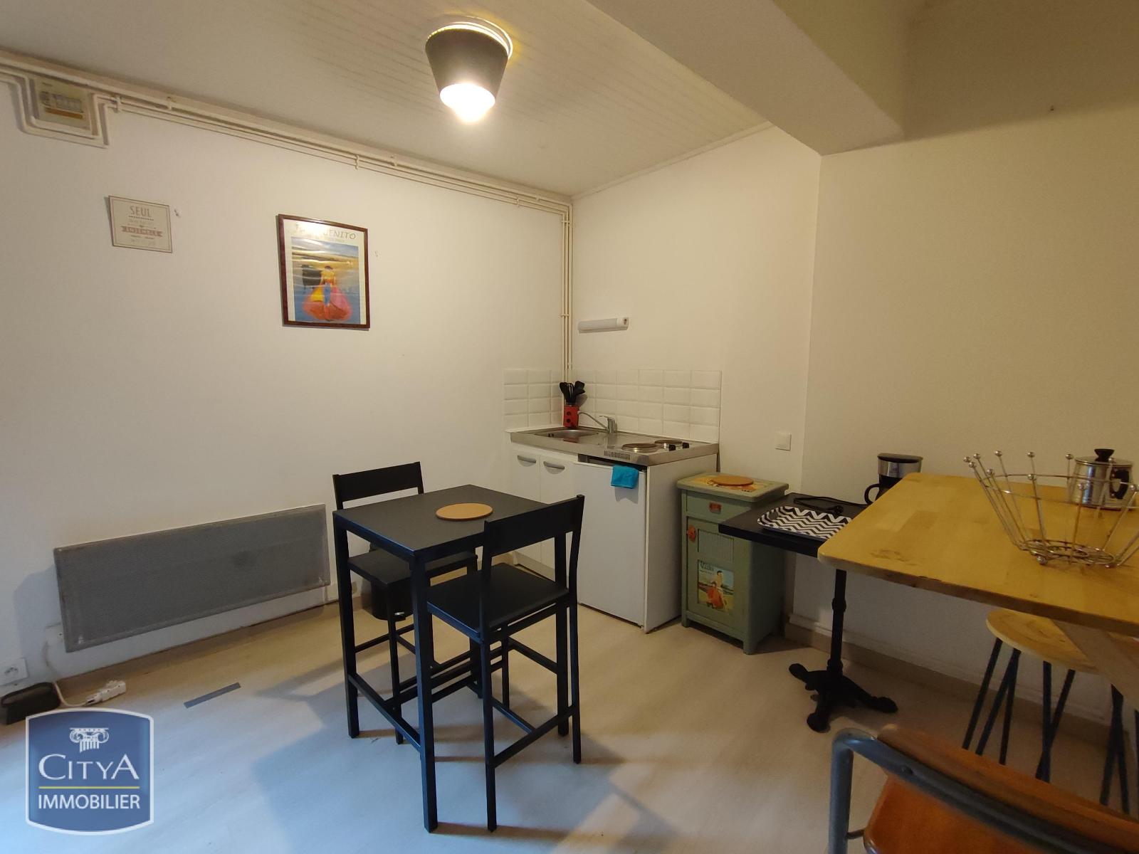 NIMES - LOCATION P2 MEUBLE - QUARTIER ROUTE D'ALES / LA CIGALE - PARC ARBORE - PARKING - BALCON