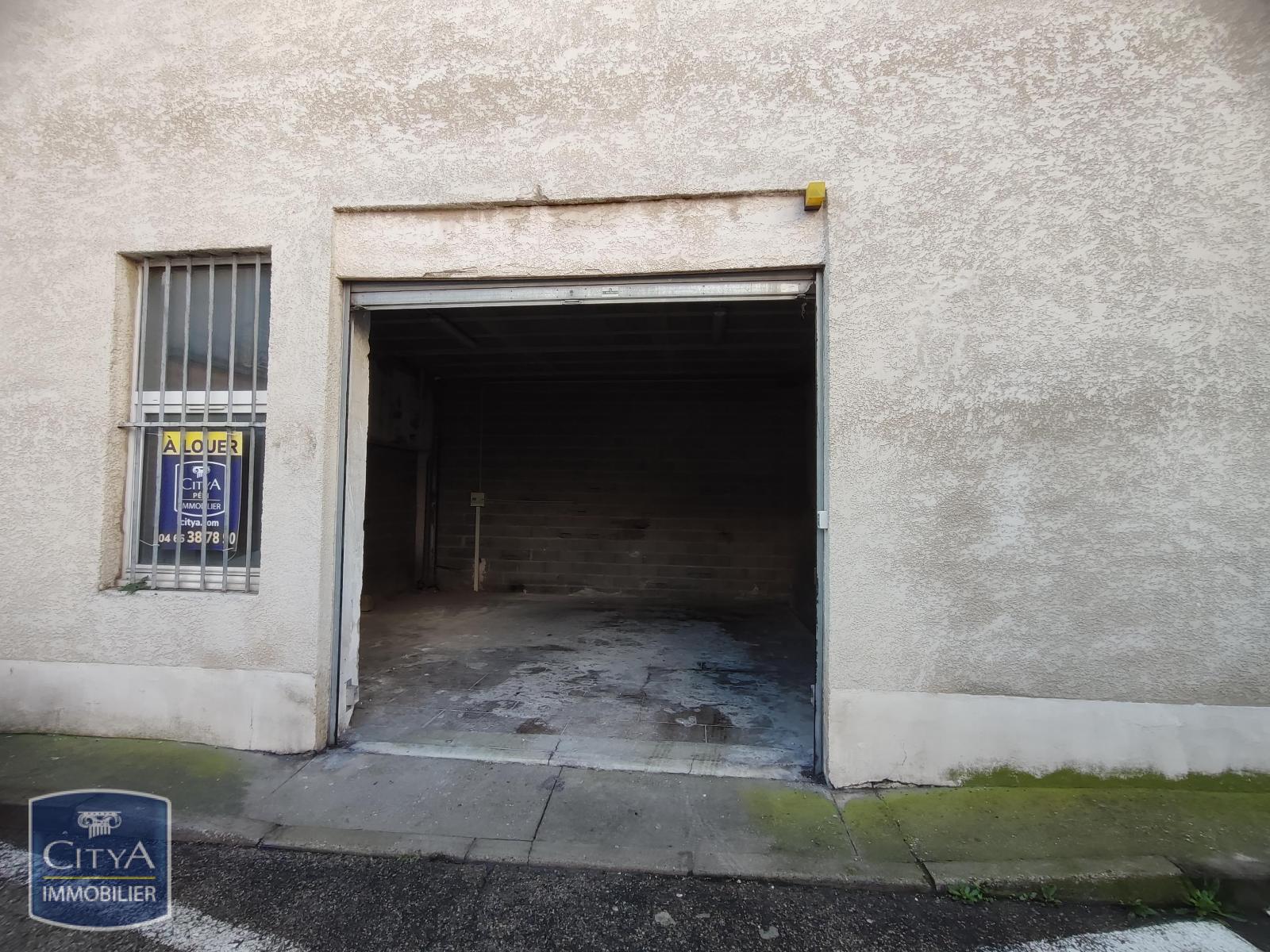 GARAGE 40M2 CENTRE VILLE NIMES JAURES