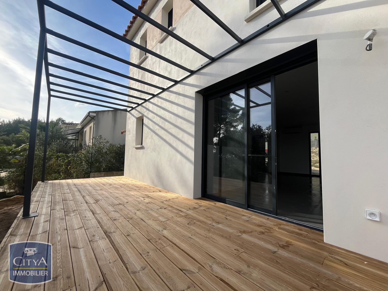 location maison villa neuve nimes climatisation garage terrasse jardin carreau de lanes chu