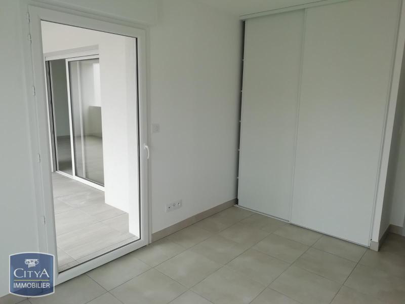 LOCATION NIMES T3 - RESIDENCE RECENTE SECURISEE - TERRASSE - PARKING - QUARTIER MARRONNIERS - PROCHE GARE