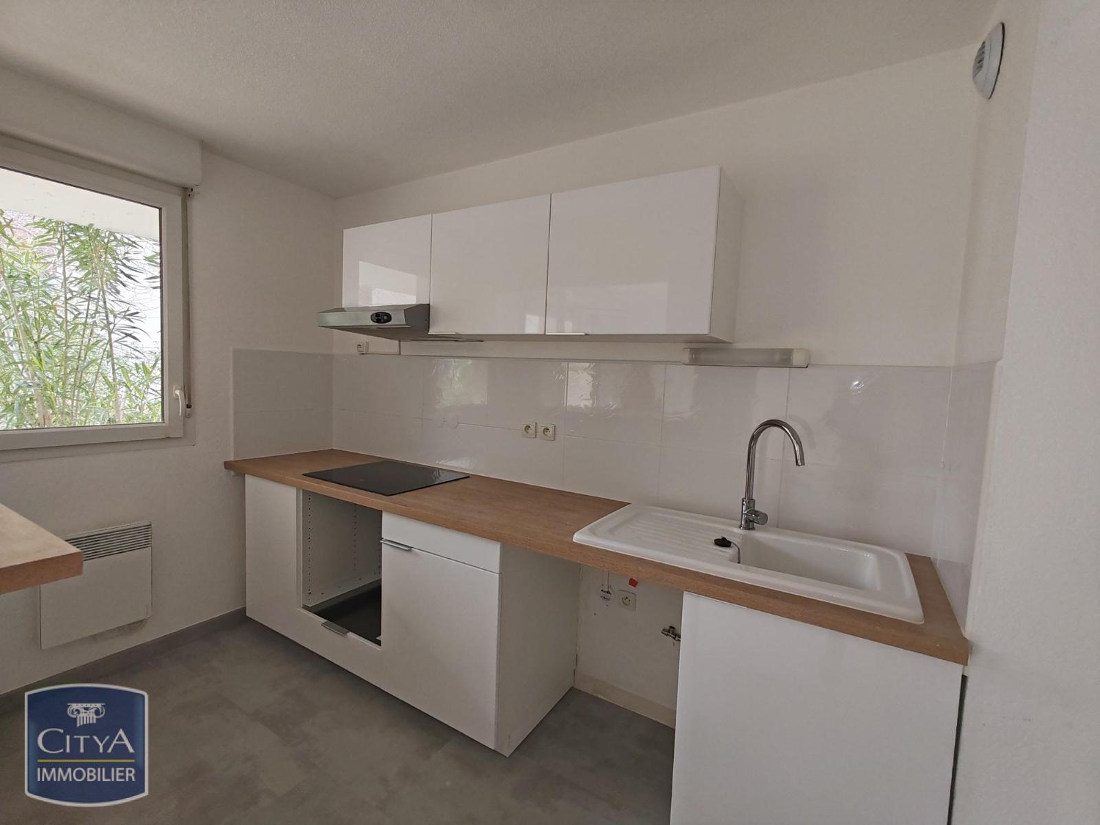 T3 - LOCATION - BALCON - PARKING - NIMES