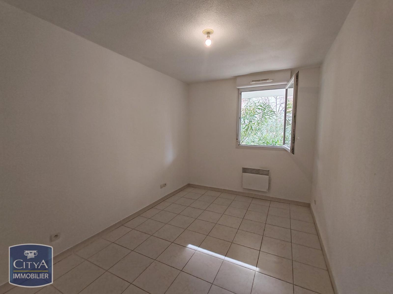 T3 - LOCATION - BALCON - PARKING - NIMES