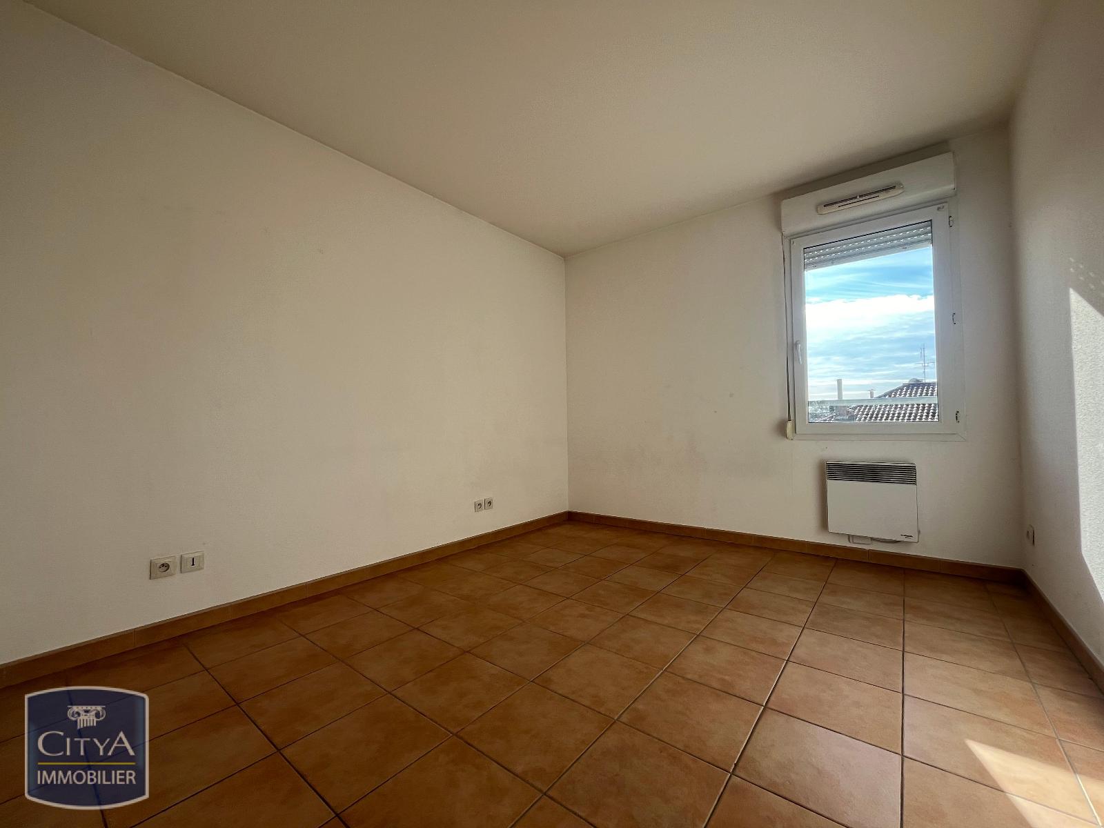 LOCATION NIMES - T3 - RESIDENCE CALME ET SECURISEE - TERRASSE - CLIMATISATION - PARKING