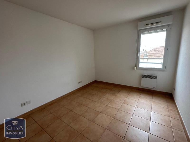 LOCATION NIMES - T3 - RESIDENCE CALME ET SECURISEE - TERRASSE - CLIMATISATION - PARKING