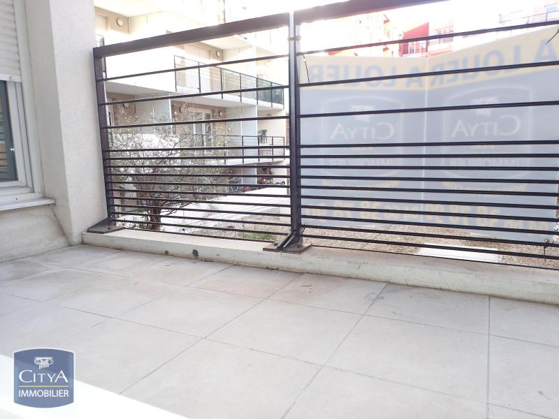 location P2 oppidum - parking balcon