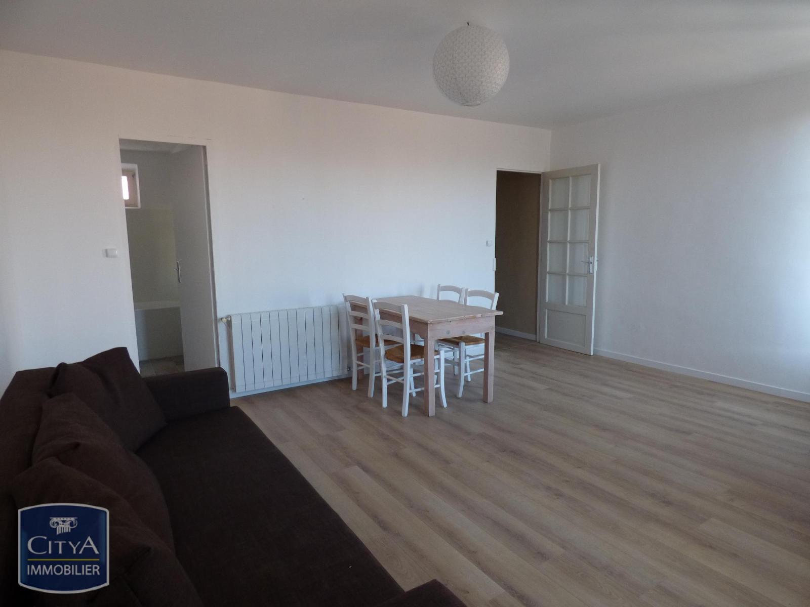 NIMES - LOCATION - T3 - MEUBLE