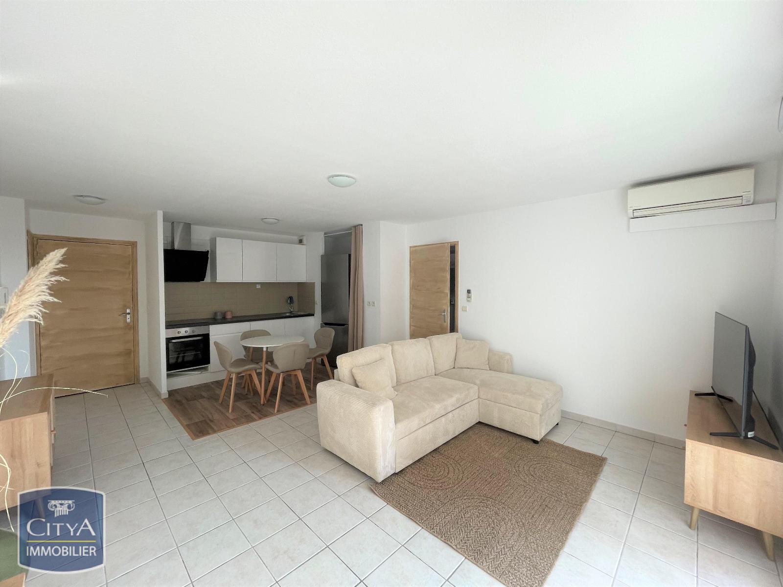 T2 - LOCATION - NIMES - MEUBLE - CLIMATISATION - RESIDENCE LE NEPTUNE