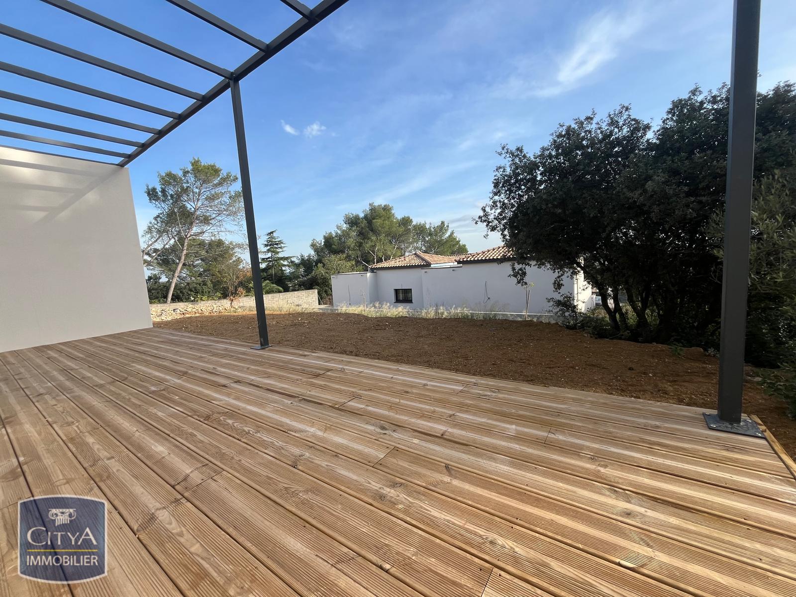 À LOUER - VILLA NEUVE T4 - NIMES - CARREAU DE LANES - CLIMATISATION - GARAGE - TERRASSE - JARDIN - PROCHE CARREAU DE LANES ET CHU