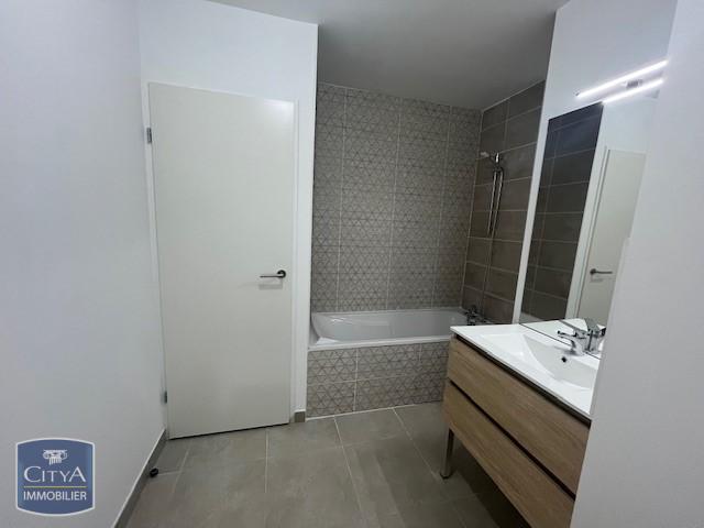 RESIDENCE NEUVE - T3 - NIMES - LOCATION - BALCON - PARKING