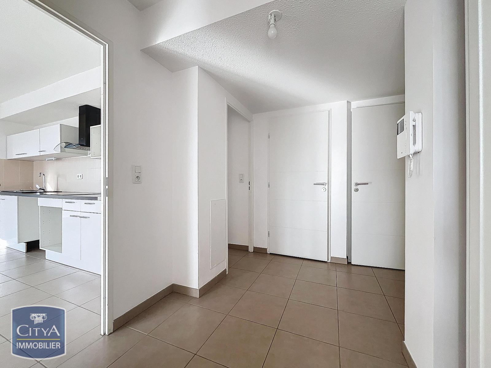 A VENDRE EN VENTE INVESTISSEMENT NIMES CENTRE