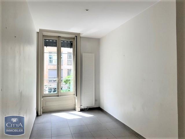 Photo Appartement 1 pièce 24.48m²