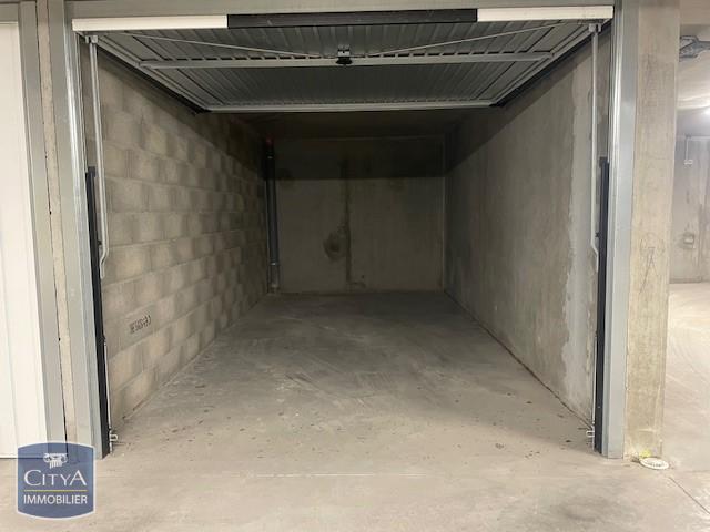 Photo Parking 13.89m²