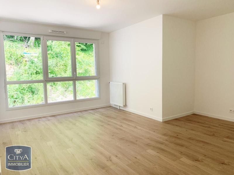 Photo Appartement 1 pièce 28.27m²