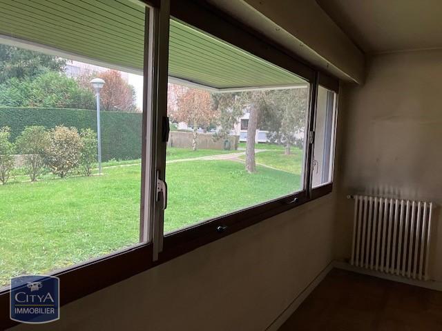 Photo 2 appartement Garches