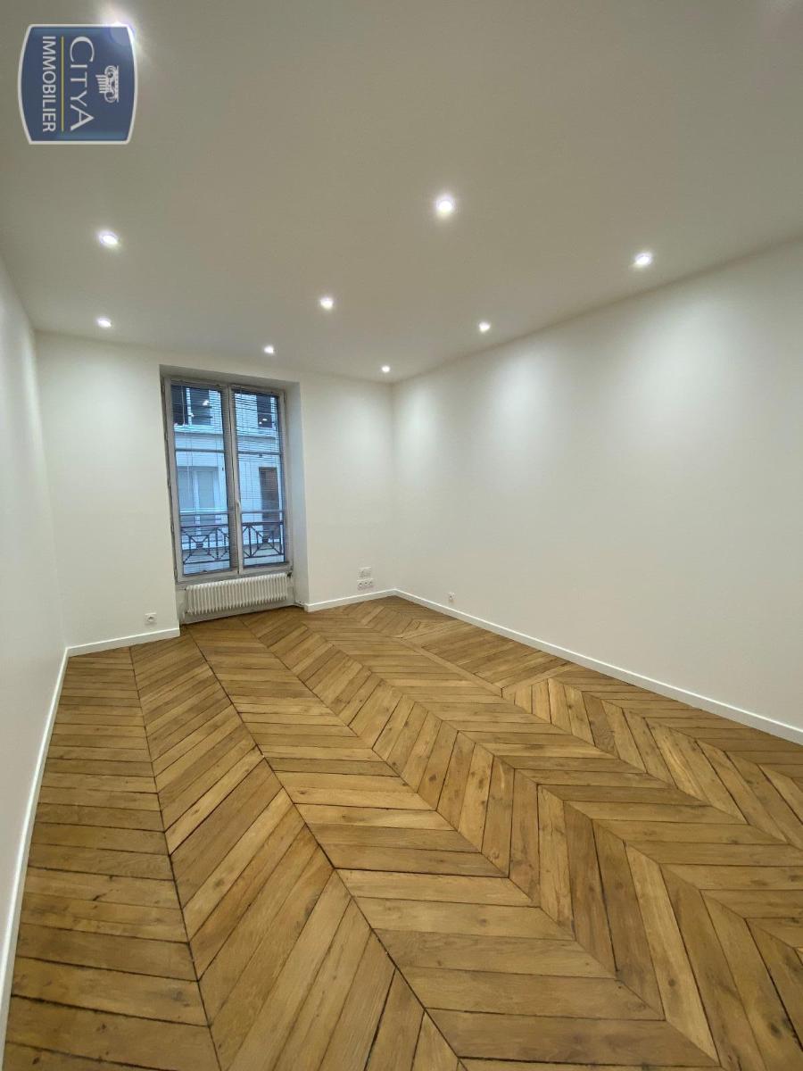 Photo Appartement 1 pièce 34.69m²