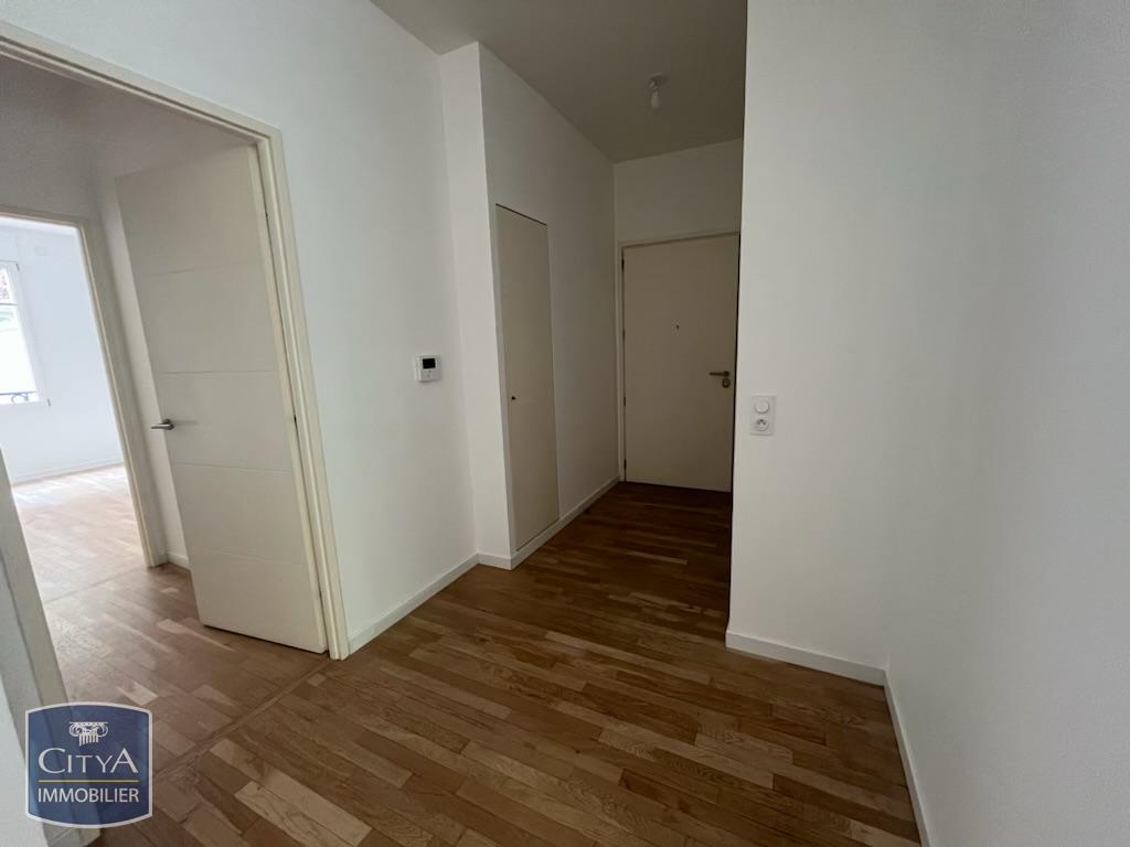 Photo 3 appartement Puteaux