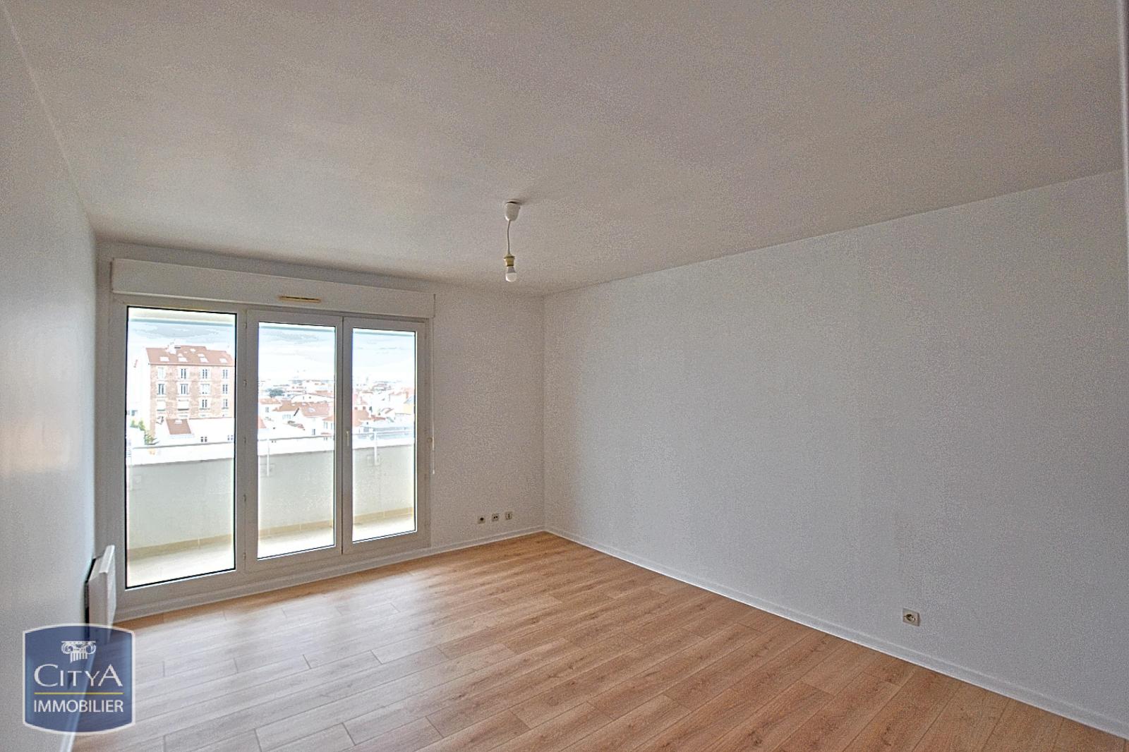 Photo 1 appartement Courbevoie