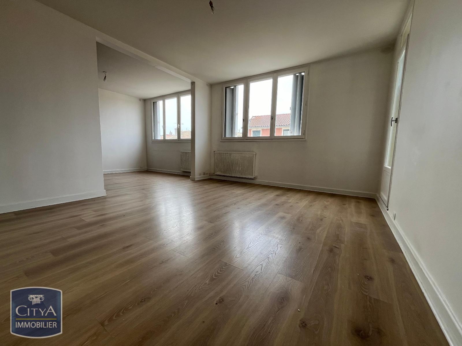 Photo Appartement 4 pièces 74.22m²