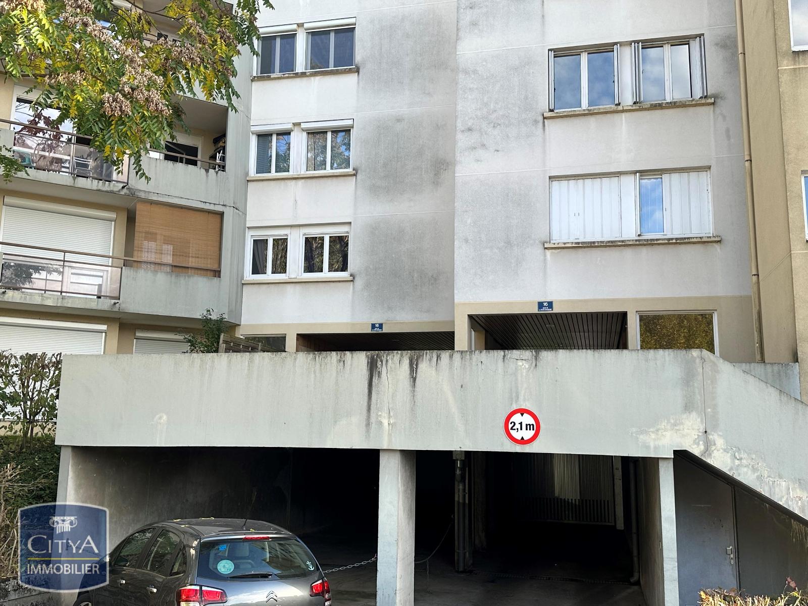 Photo Parking 15m²