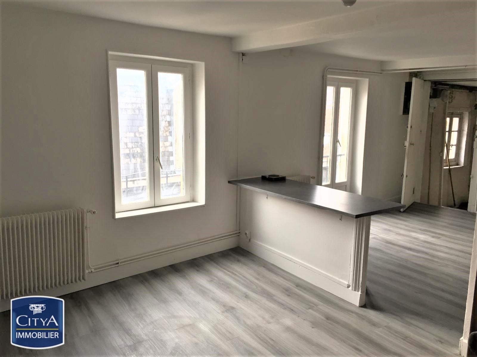 Photo Appartement 1 pièce 37.7m²