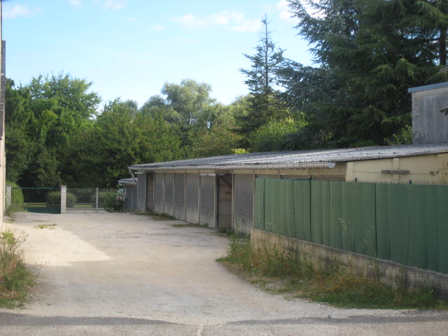 LOCATION GARAGE BOURGES