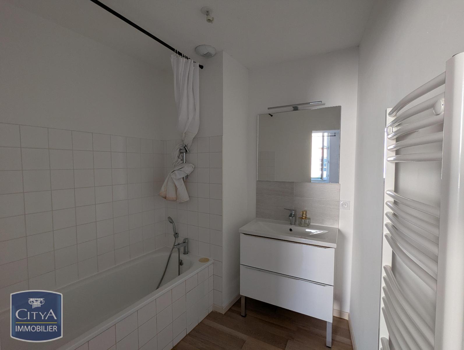 LOCATION APPARTEMENT BAIGNOIRE