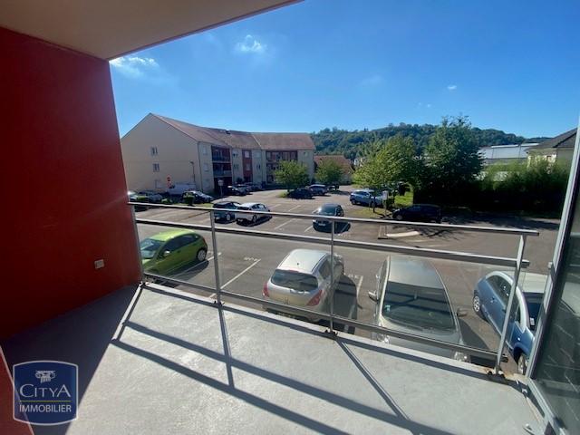 A louer T2 avec balcon et parking secteur MORSBACH