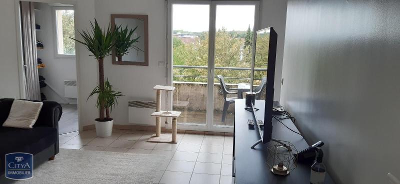 LOCATION T2BIS HENIN BEAUMONT