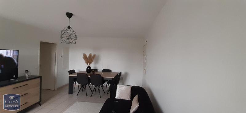 LOCATION T2BIS HENIN BEAUMONT