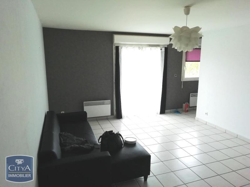 location T2 montigny