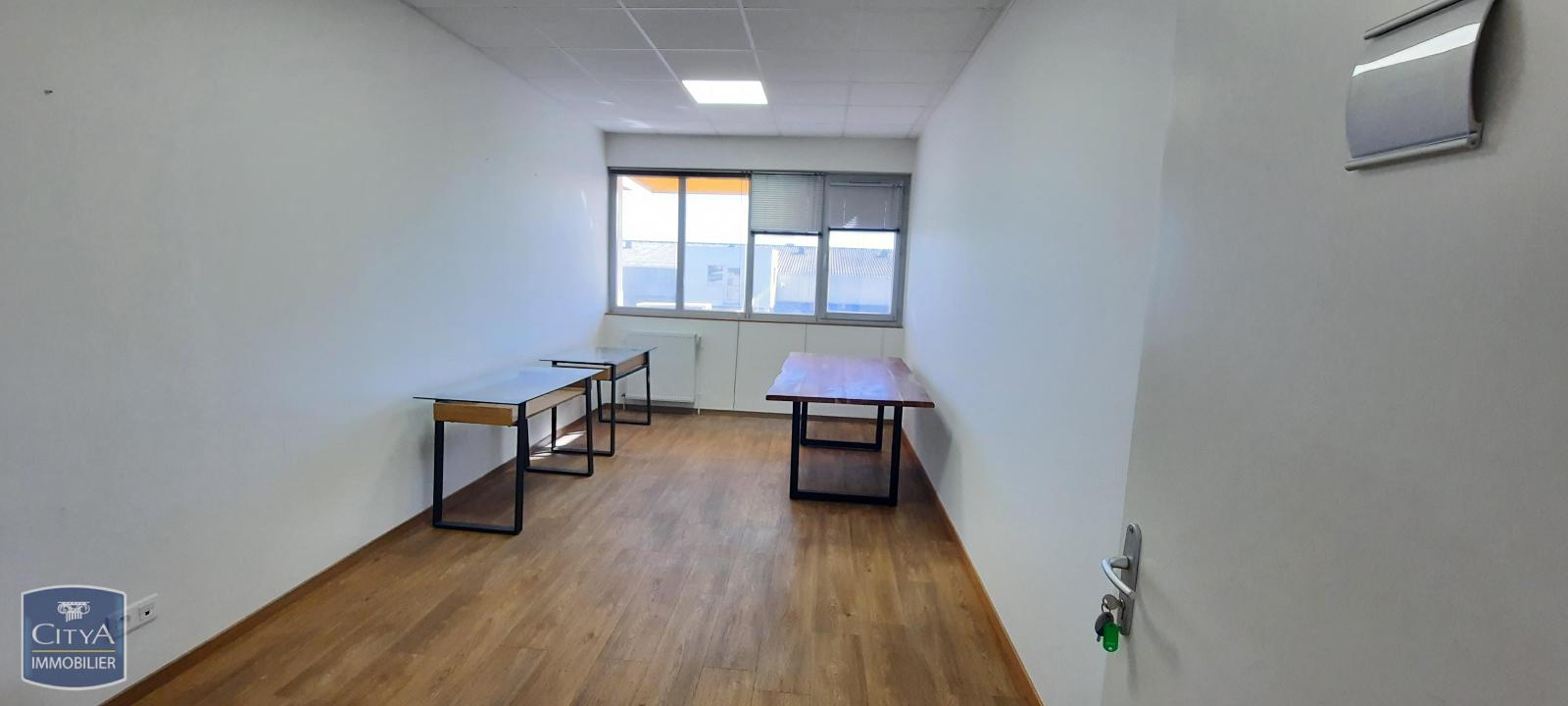 Photo Local Commercial 17m²