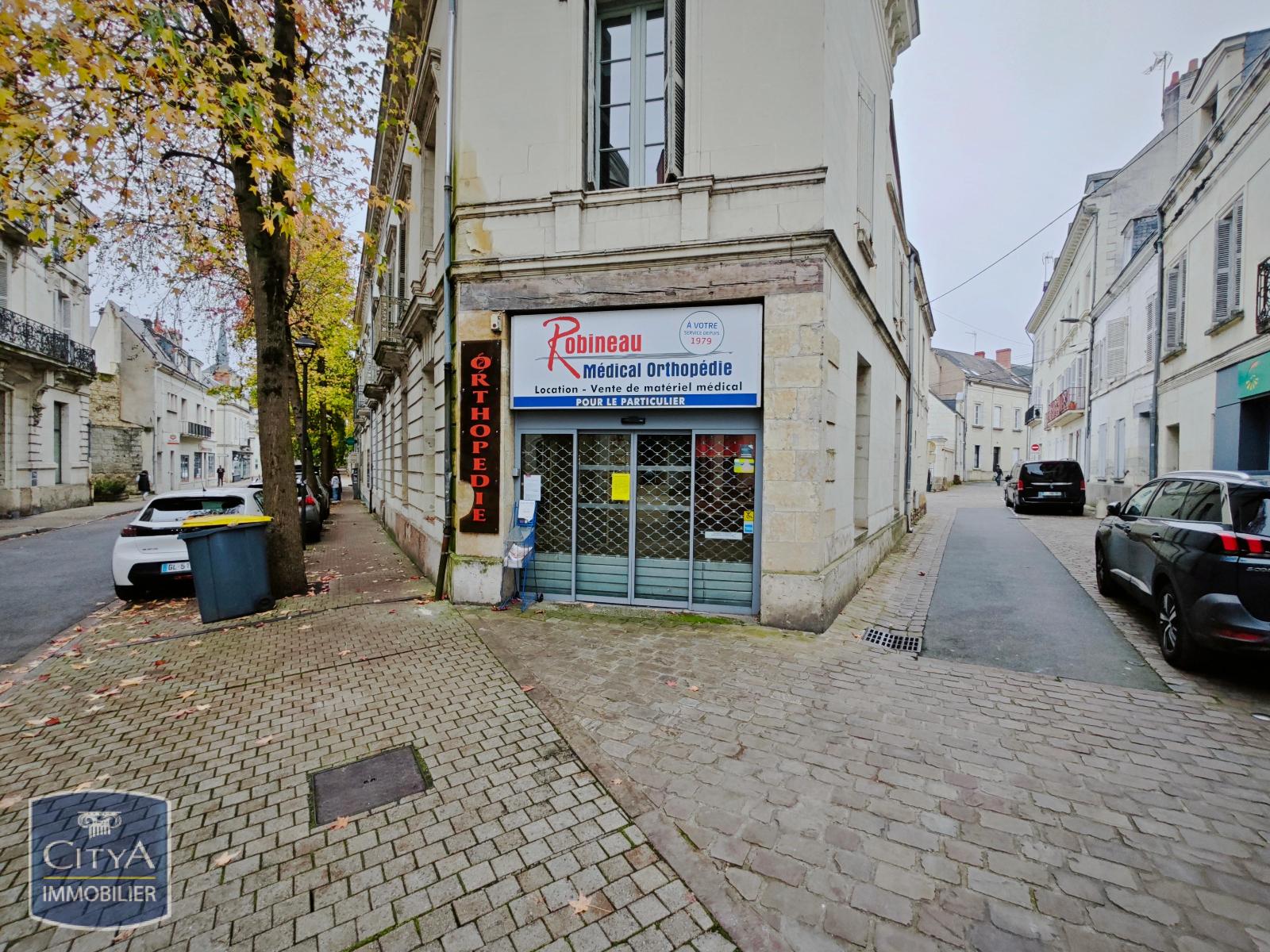 Photo Local Commercial 126m²