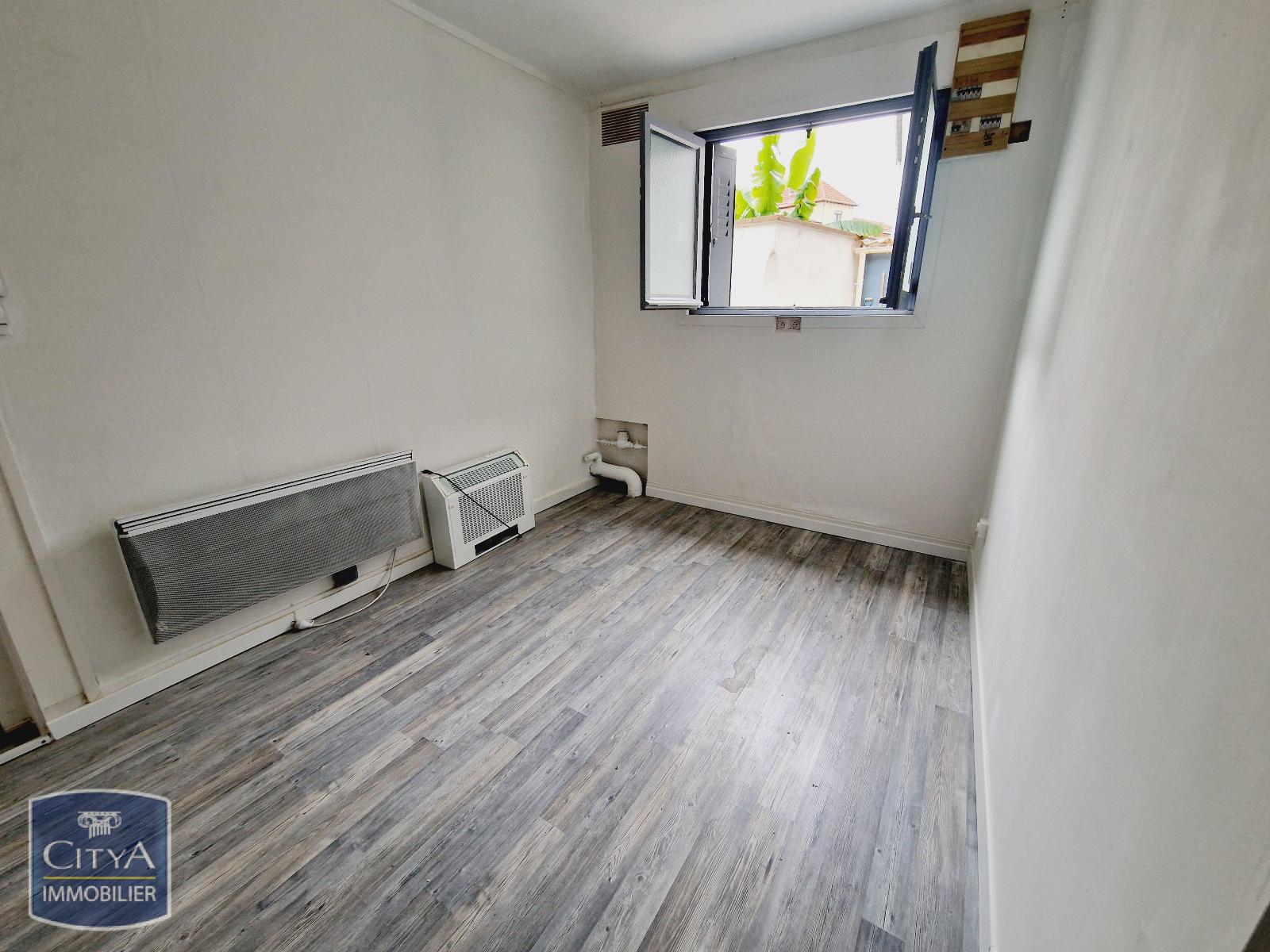 Photo 1 appartement Saint-Romain-le-Puy