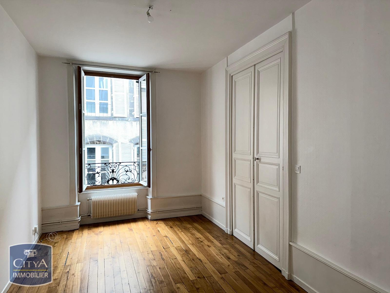 Photo 1 appartement Riom