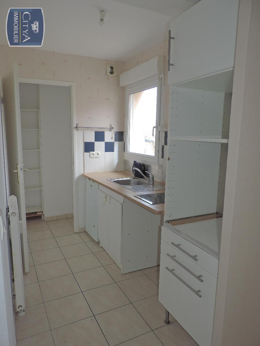 BREST INVESTISSEMENT 29200 ASCENSEUR RENTABILITE CHAMBRE SALLE DE BAINS SEJOUR DRESSING CUISINE PENFELD BELLEVUE COSY BEAU BEL VIVRE A BREST