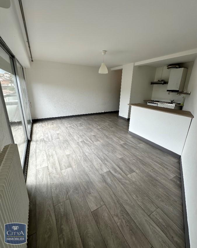 Photo 2 appartement Saintes